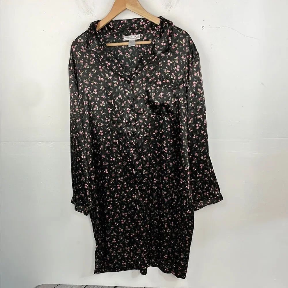 Morgan Taylor Intimates Floral Black sleep night gown button down size 2X XXL